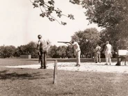On The Line at Elliott's Raytown - 1972